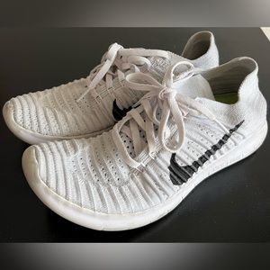 Women’s Nike Free RN Flynit